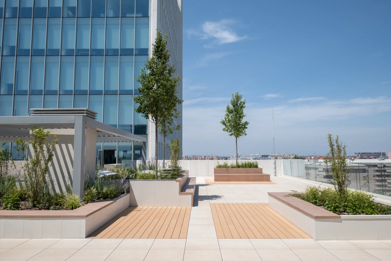 <p>Park West: verde architettonico per un nuovo spazio di lavoro</p>
